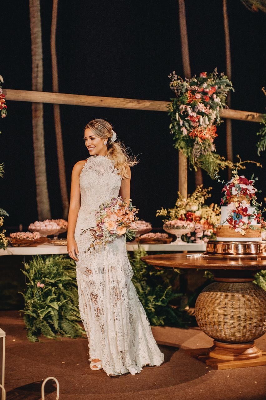 Foto QUAL VESTIDO ADEQUADO PARA UMA NOIVA? - Imagem 5