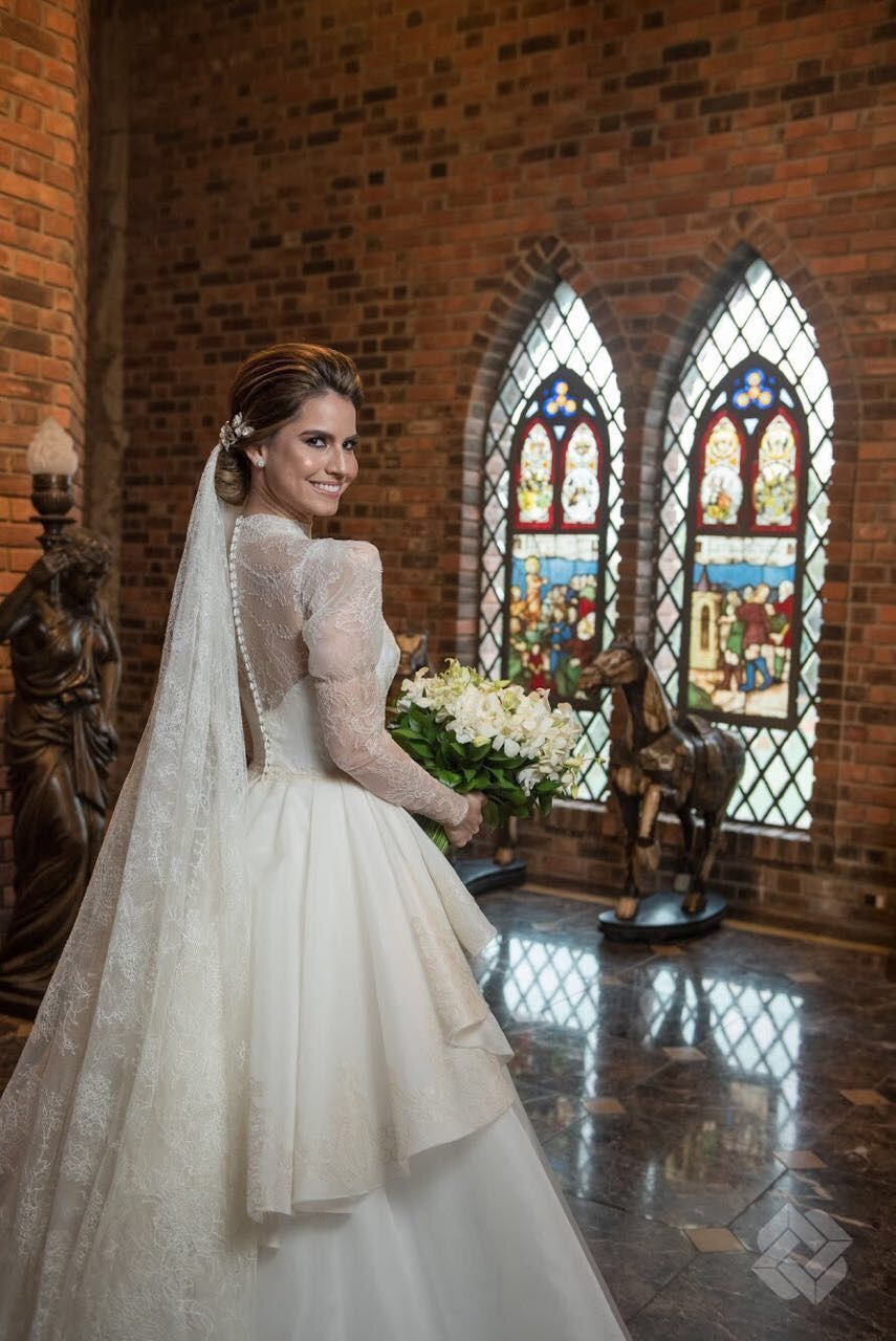 Foto QUAL VESTIDO ADEQUADO PARA UMA NOIVA? - Imagem 8